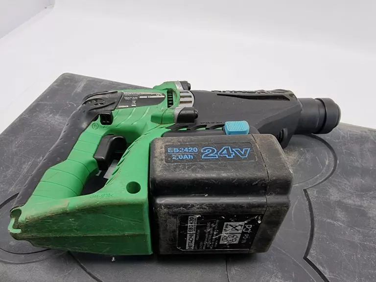 MŁOTOWIERTARKA HITACHI DH24DVA DWA AKU
