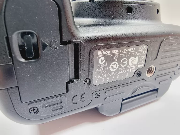 aparat-nikon-d5000-ladowarka-pokrowiec-jakosc-video-206962-228942