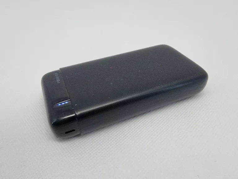 POWERBANK FOREVER 20000 MAH CZARNY