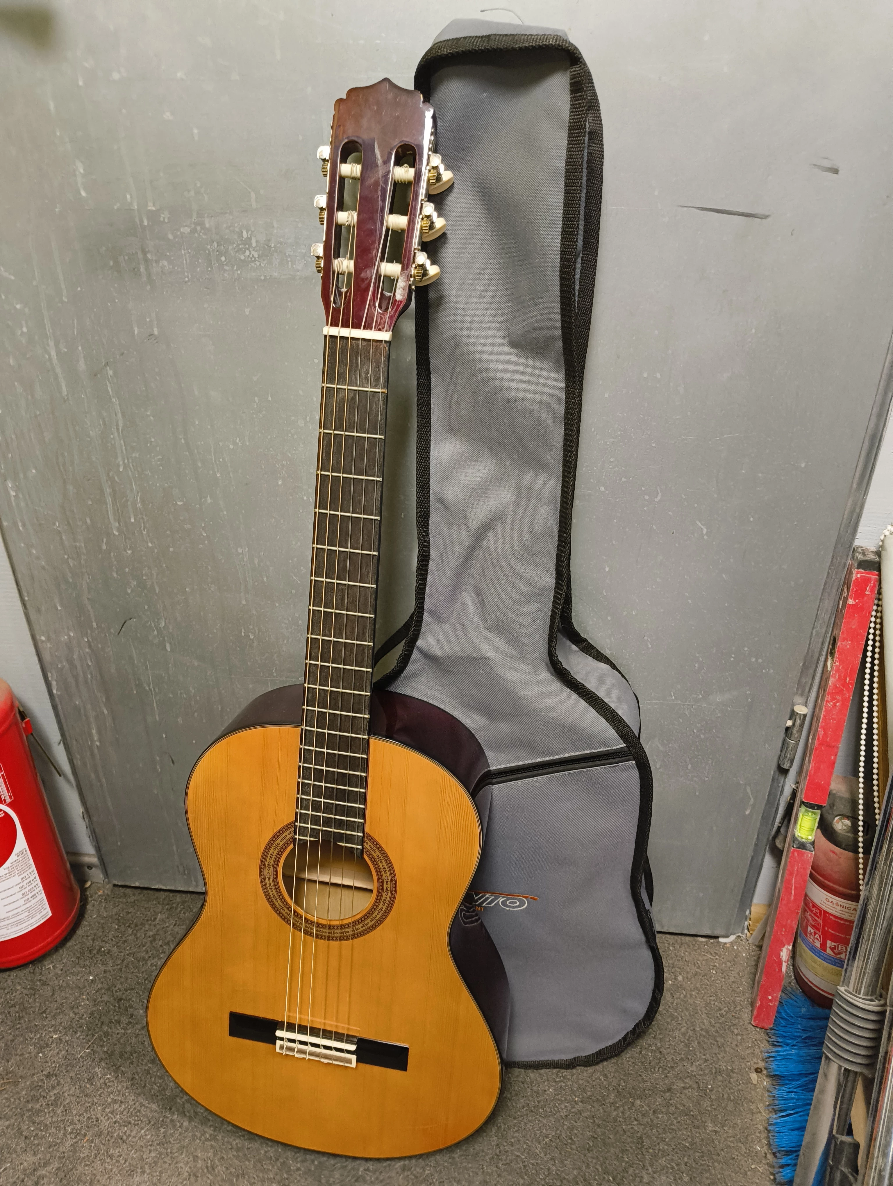 gitara-aria-ak-20-osiedle-niepodleglosci-1-krakow