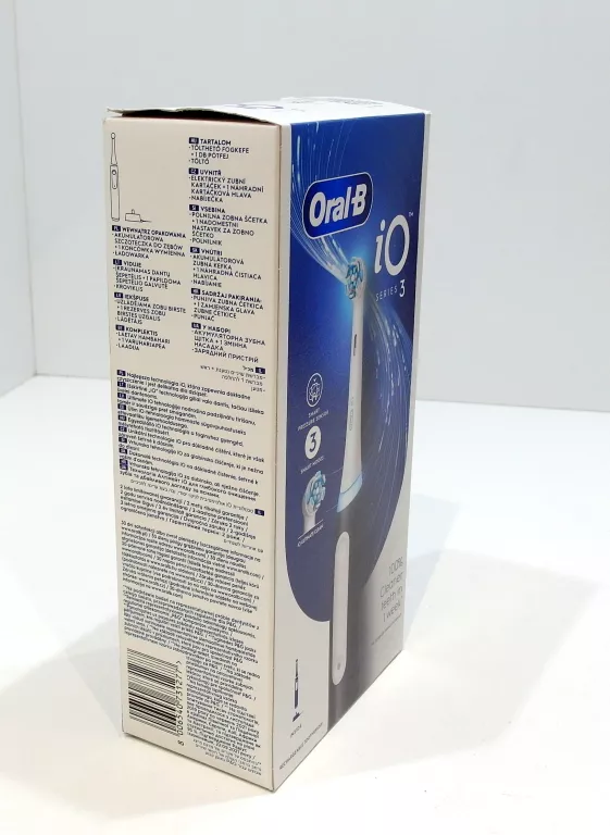 ORAL-B IO 3 BLACK SZCZOTECZKA ELEKTRYCZNA STWORZONA W TECHNOLOGII BRAUN