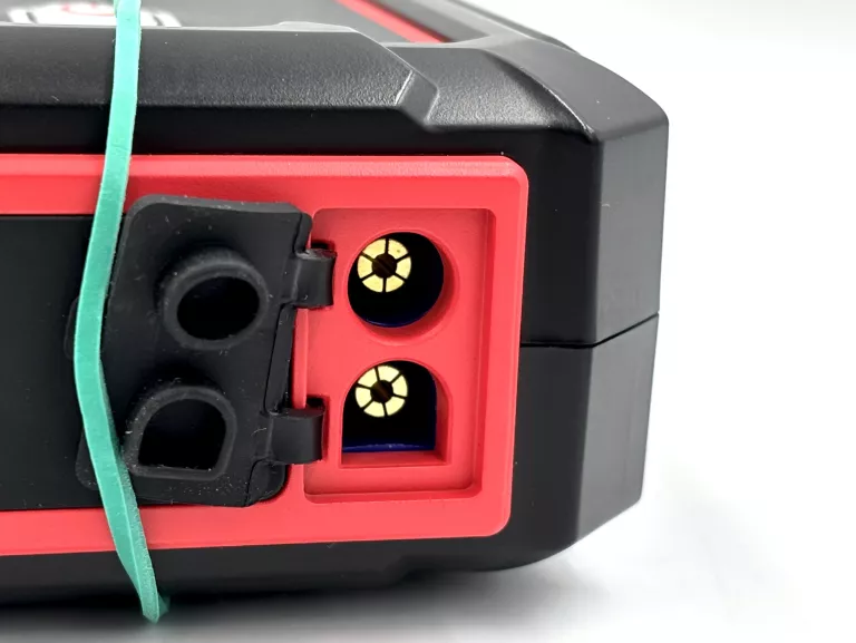 URZĄDZENIE ROZRUCHOWE UTRAI JSTAR ONE 2000A JUMP STARTER BOOSTER