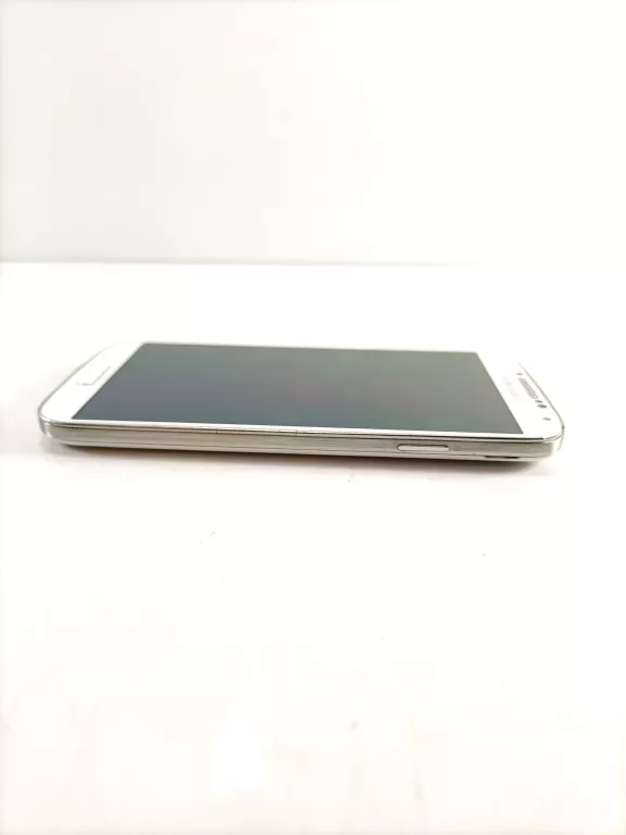 TELEFON SAMSUNG GALAXY S4 2 GB / 16 GB 4G