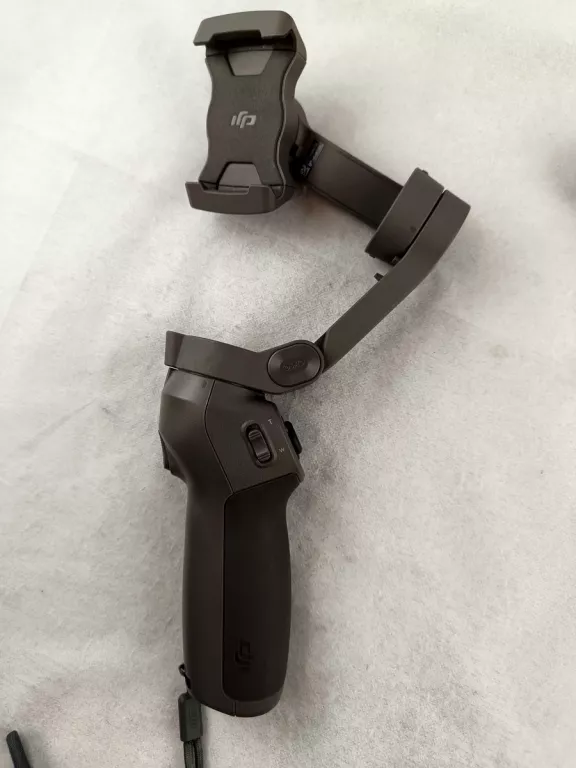 GIMBAL RĘCZNY DJI OSMO MOBILE 3 COMBO