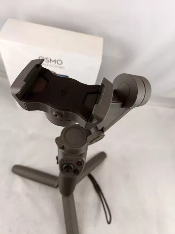 GIMBAL RĘCZNY DJI OSMO MOBILE 3 COMBO