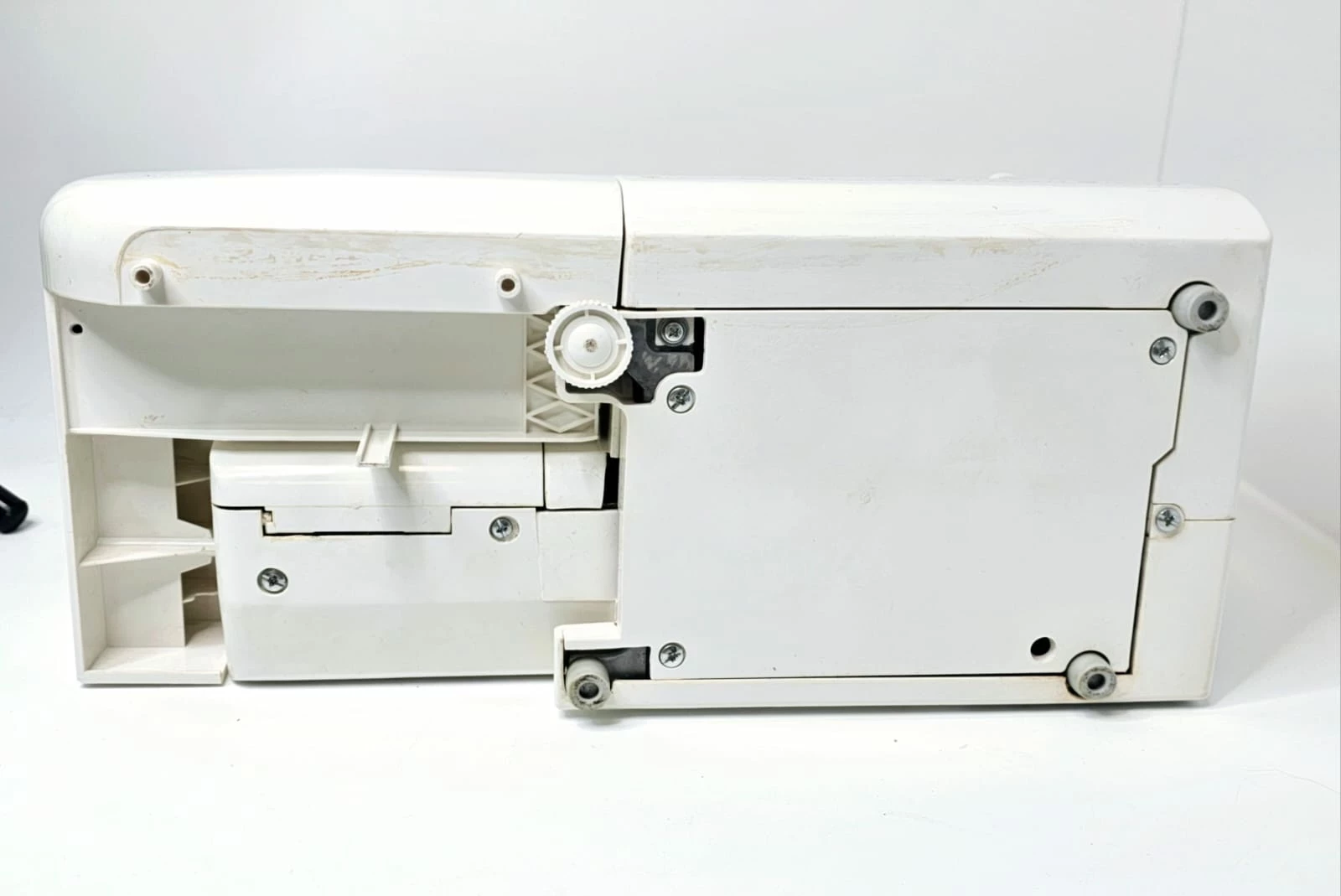 maszyna-do-szycia-arka-radom-kp888d-stan-db-kod-producenta-kp888d