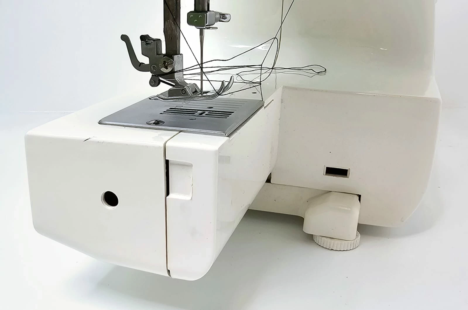 maszyna-do-szycia-arka-radom-kp888d-stan-db-stan-11323-2