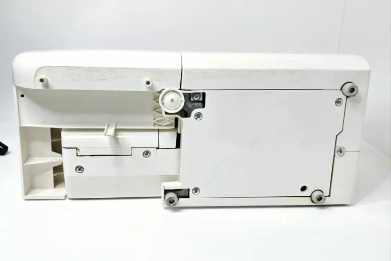 maszyna-do-szycia-arka-radom-kp888d-stan-db-kod-producenta-kp888d