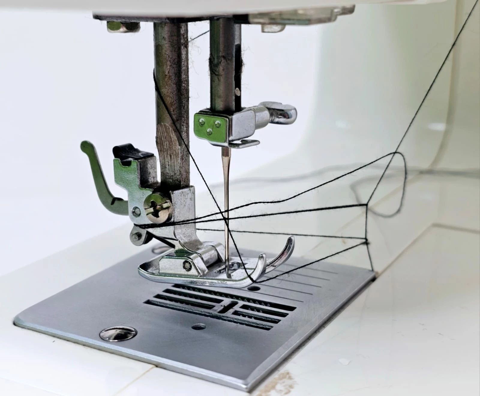 maszyna-do-szycia-arka-radom-kp888d-stan-db-model-radom