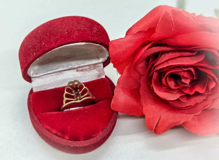 piekny-zloty-pierscionek-234g-585-rodzaj-2205-16