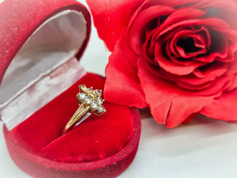 zloty-pierscionek-585-269g-r15-rodzaj-2205-2