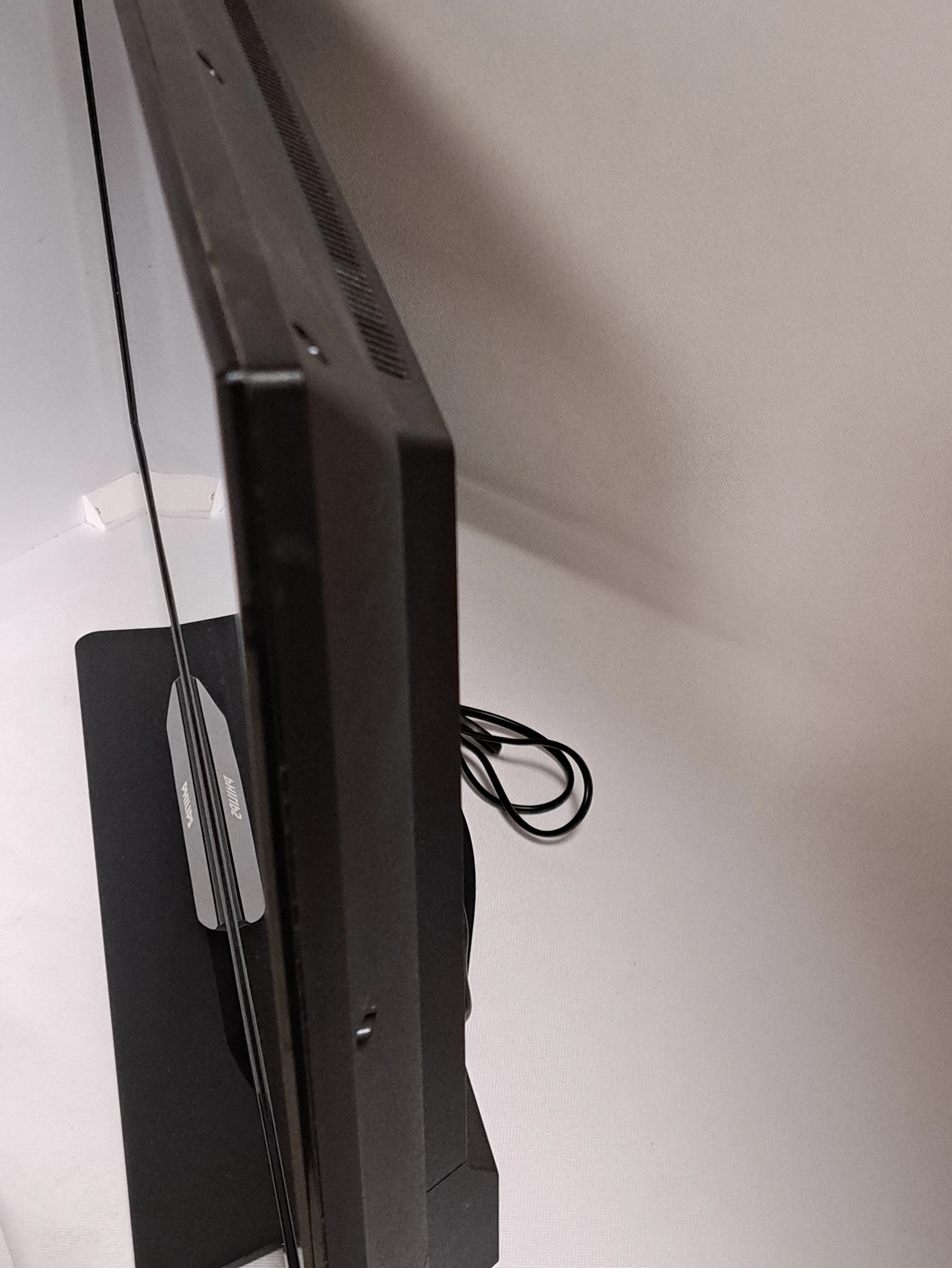 telewizor-philips-32pfh530088-klasa-efektywnosci-energetycznej-247945-1057917