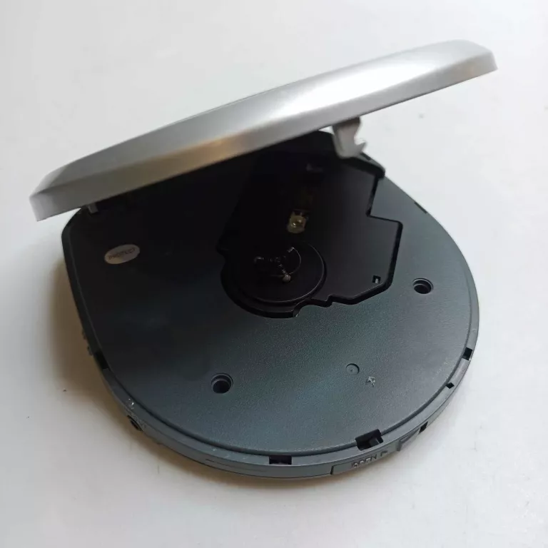 DISCMAN GRUNDIG MP3 CD PLAYER