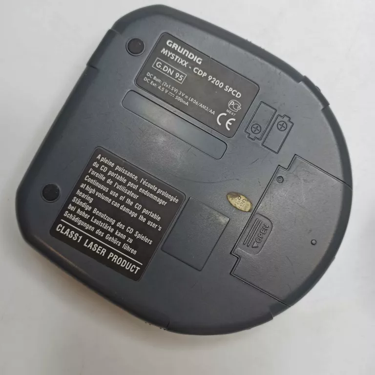 DISCMAN GRUNDIG MP3 CD PLAYER