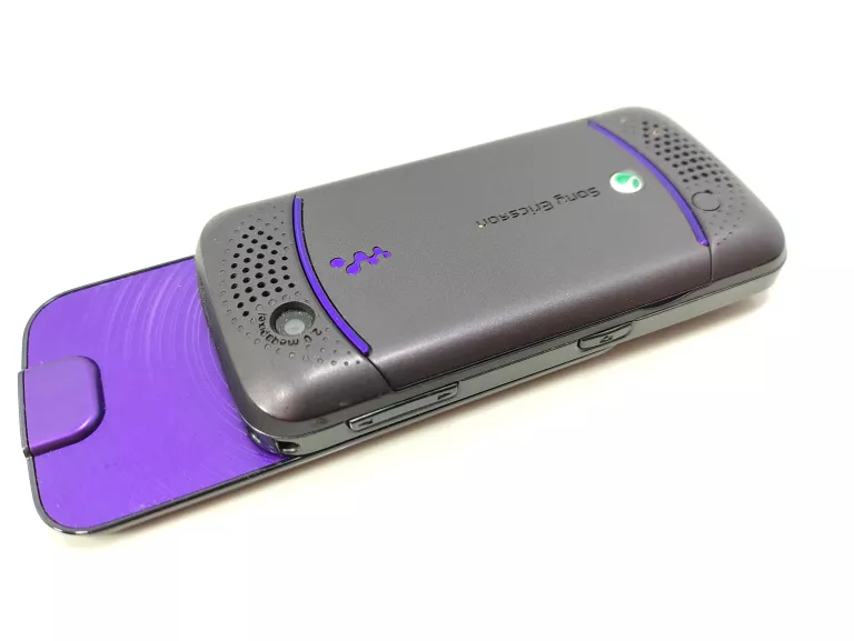 TELEFON KOMÓRKOWY SONY ERICSSON W395