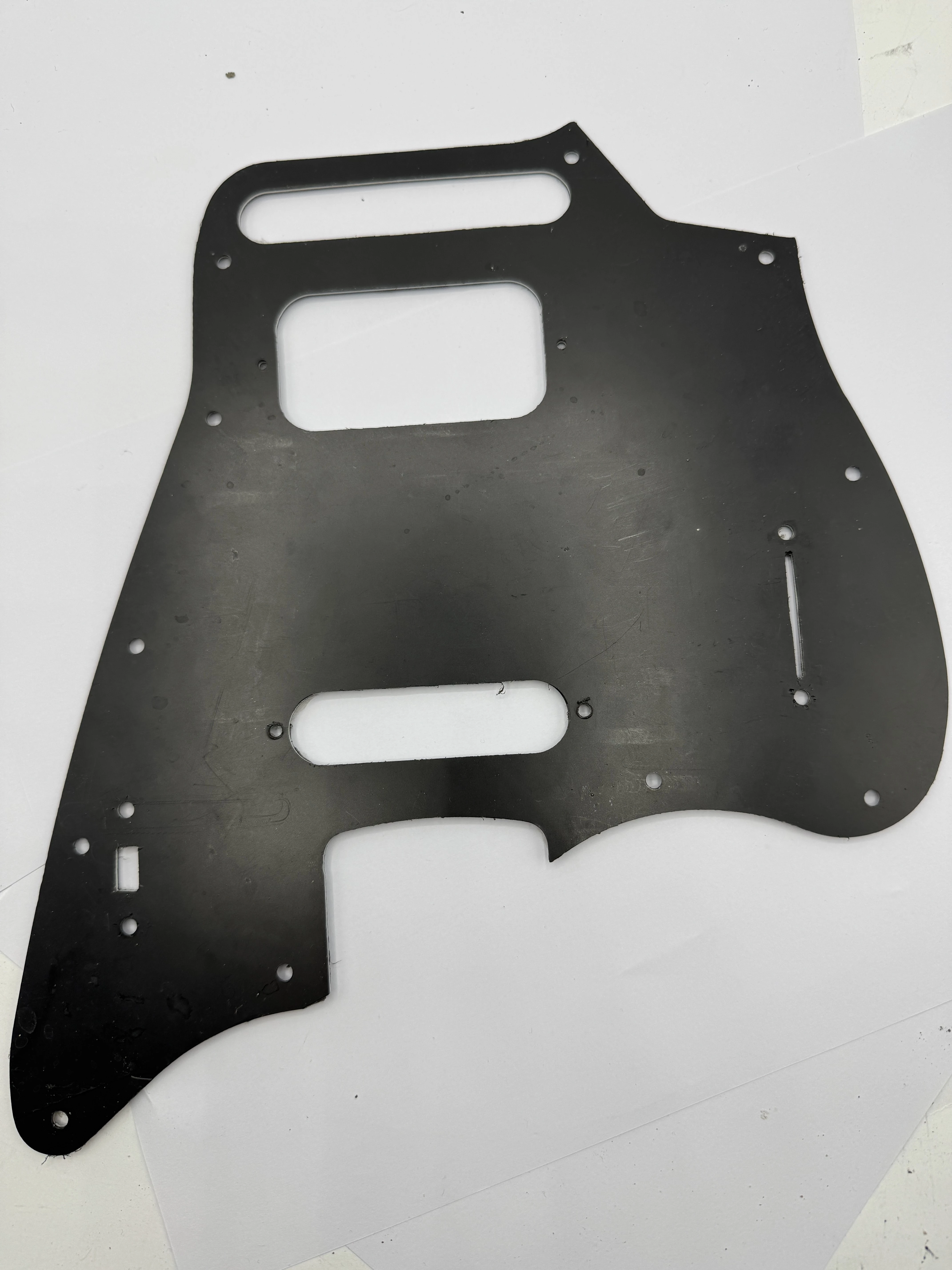 plytka-do-gitary-jaguar-at-okazja-at-sredzka-28-wroclaw