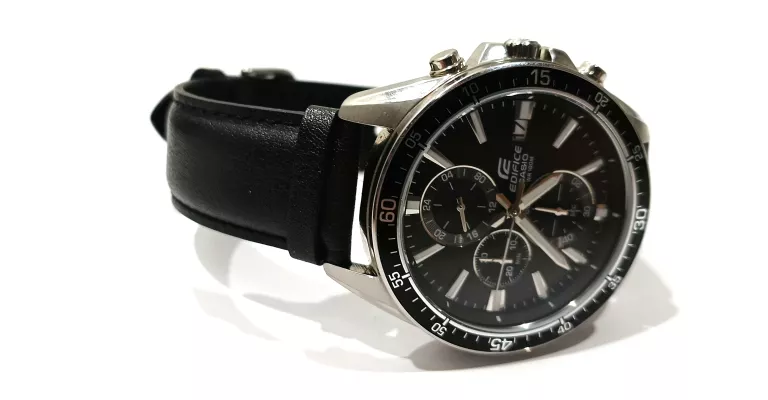 CASIO EFR-546L-1AVUEF 5451