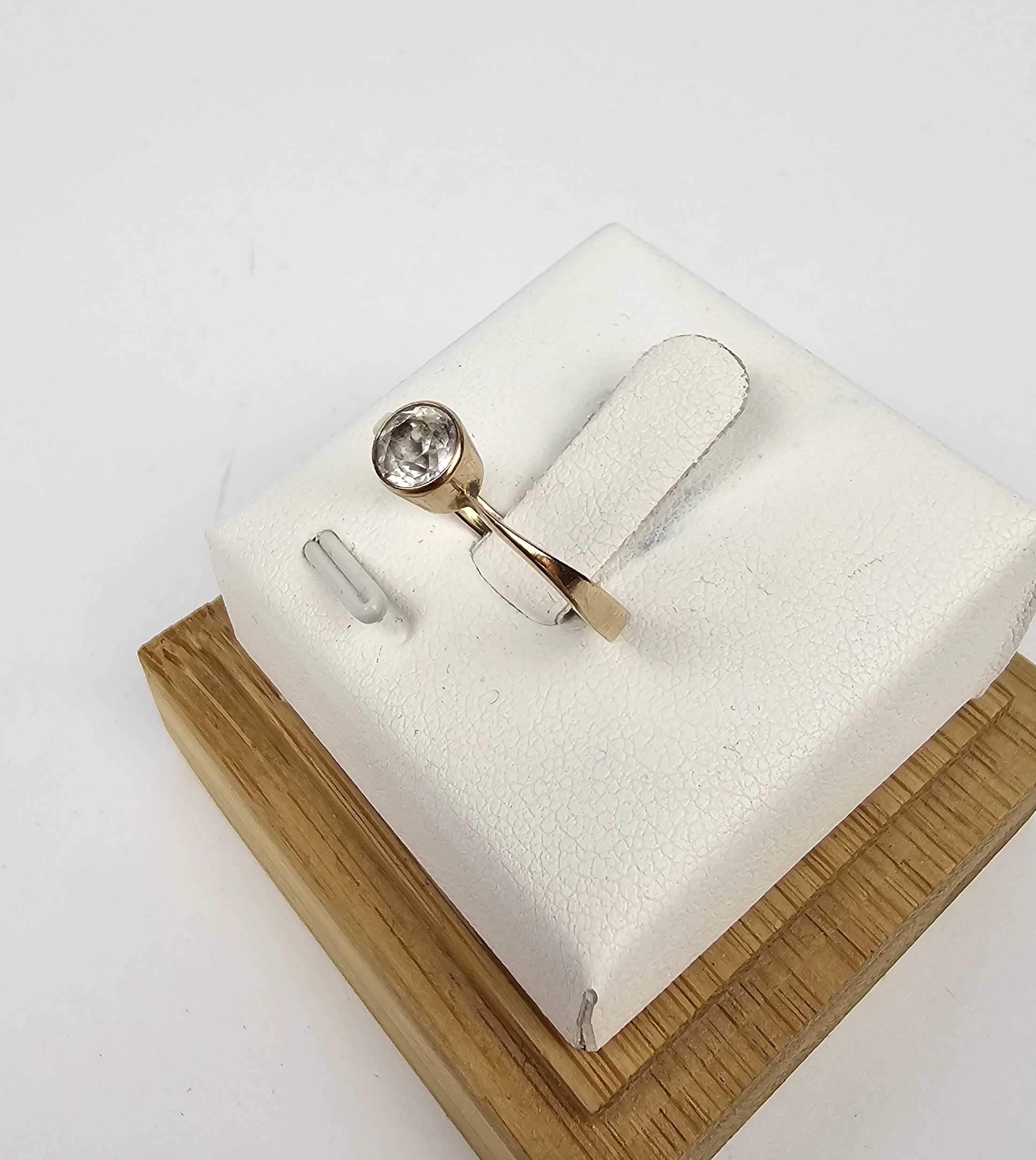 sliczny-zloty-pierscionek-z-oczkiem-58514716-stan-11323-2