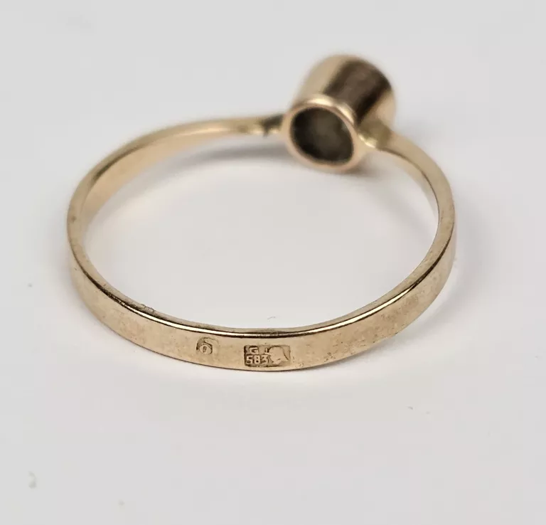sliczny-zloty-pierscionek-z-oczkiem-58514716-material-15835-2