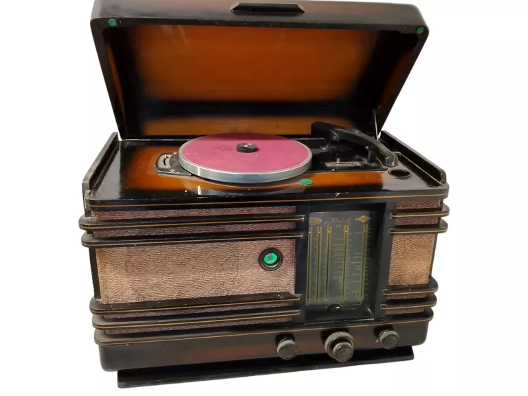 RADIO I GRAMOFON MIŃSK R-7