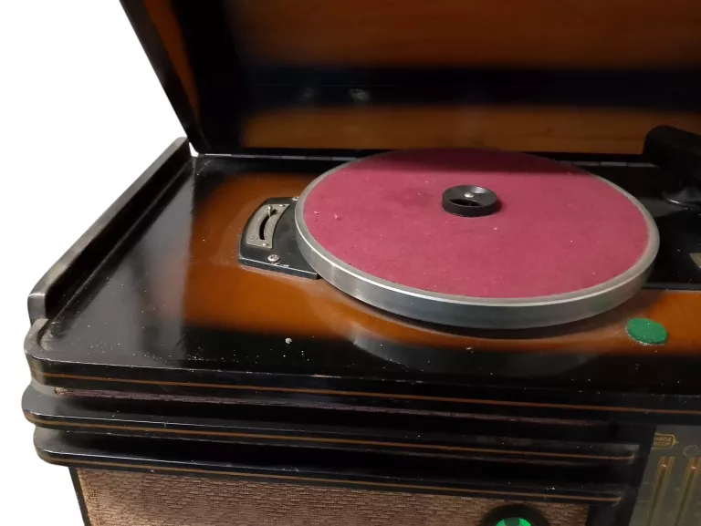 RADIO I GRAMOFON MIŃSK R-7