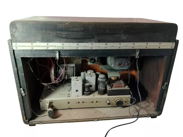 RADIO I GRAMOFON MIŃSK R-7
