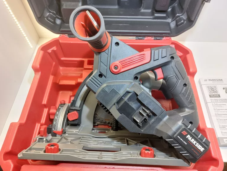 AKUMULATOROWA ZAGŁĘBIARKA 20 V PARKSIDE PERFORMANCE PPTSA 20-LI C3 PILARKA