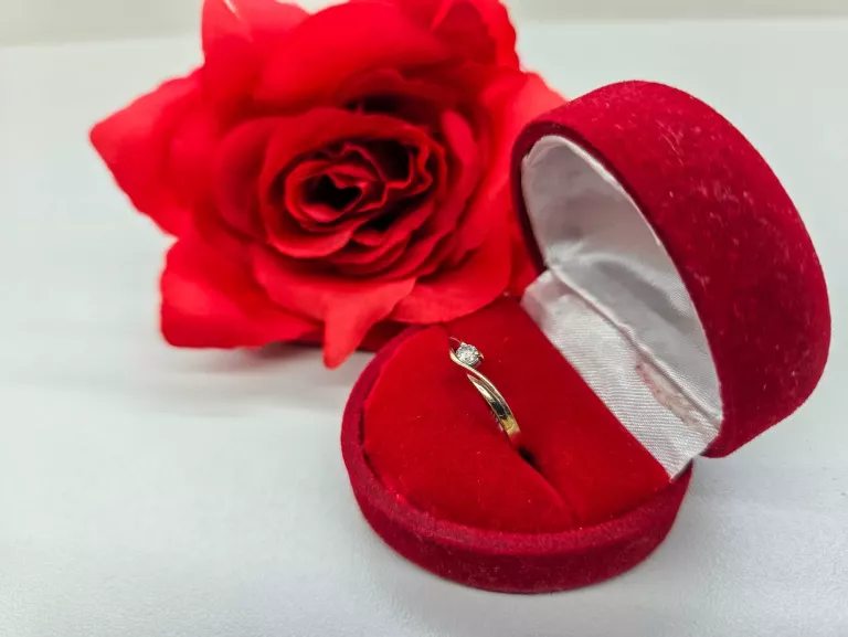 zloty-pierscionek-145585-rodzaj-2205-16