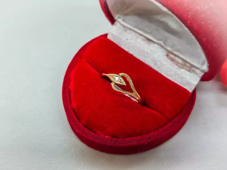 zloty-pierscionek-129-585-material-15835-2