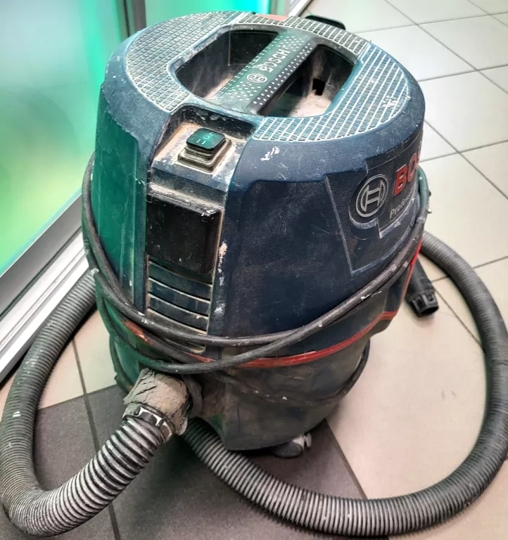 odkurzacz-przemyslowy-bosch-gas-20-l-sfc-koncowki-ean-gtin-3165140556965