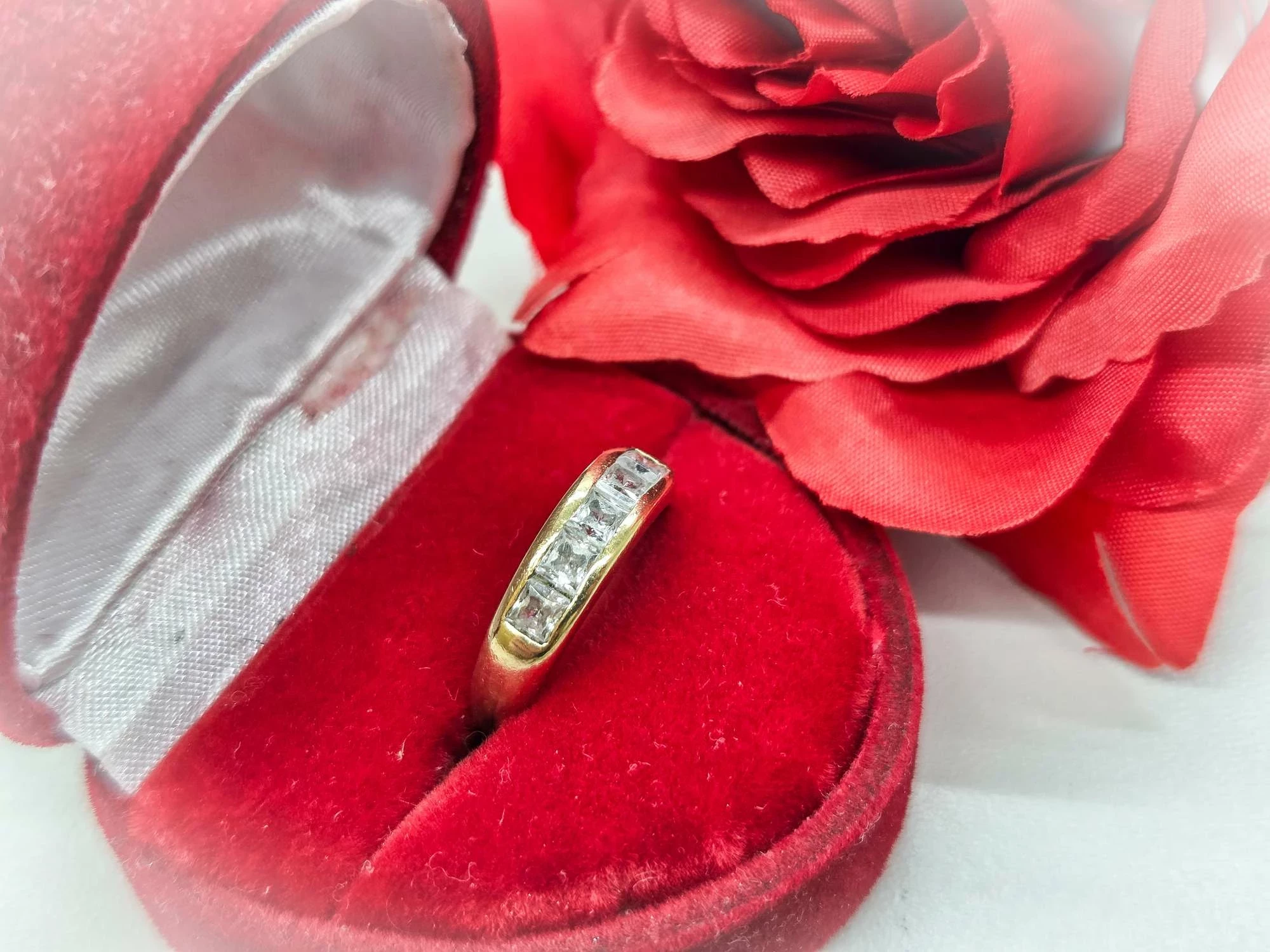 zloty-pierscionek-585-239g-rodzaj-2205-16