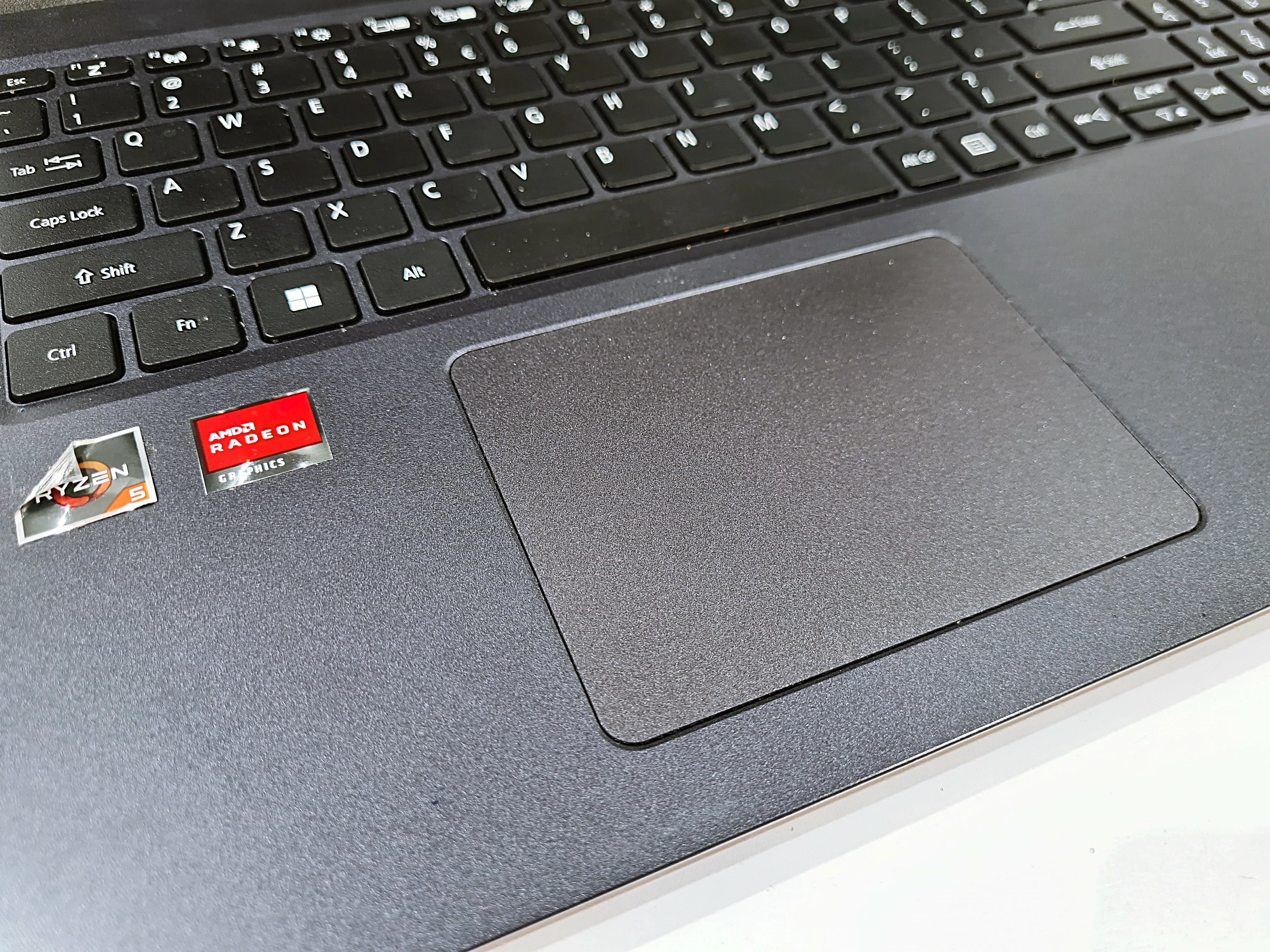 laptop-acer-aspire-3-16gb-ram-512gb-ryzen5-radeon-vega-mobile-gfx-przekatna-ekranu-156