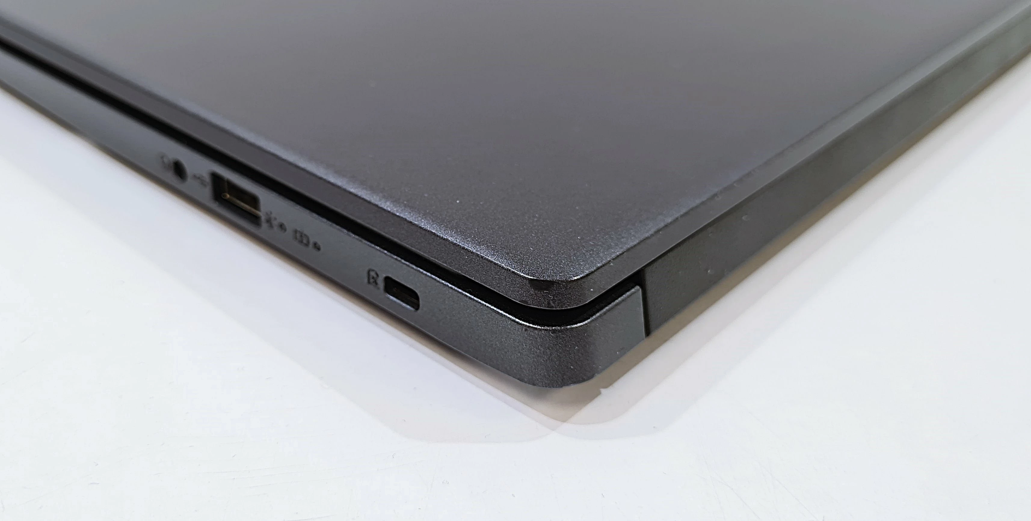 laptop-acer-aspire-3-16gb-ram-512gb-ryzen5-radeon-vega-mobile-gfx-stan-11323-2