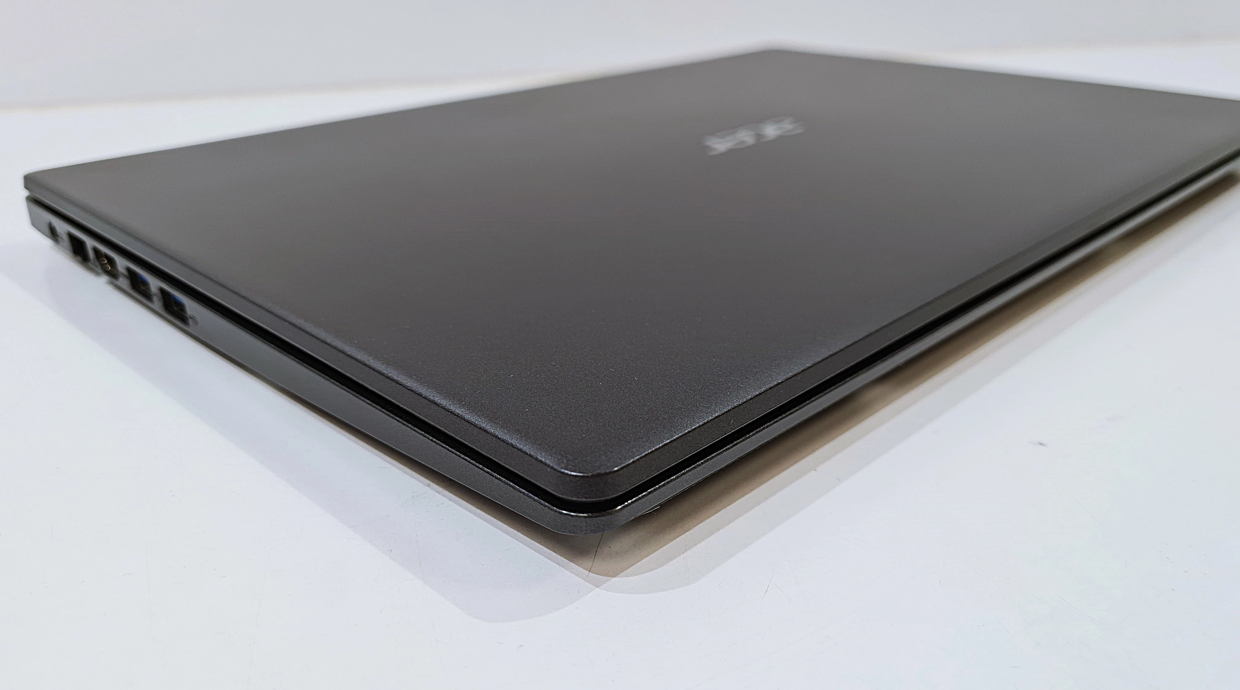 laptop-acer-aspire-3-16gb-ram-512gb-ryzen5-radeon-vega-mobile-gfx-liczba-rdzeni-procesora-4329-3