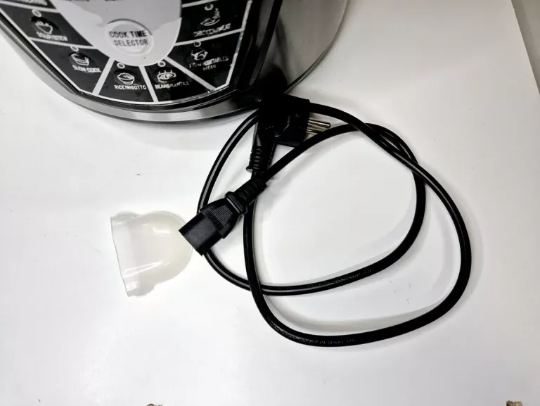 SZYBKOWA ELEKTRYCZNY KOMBIWAR POWER PRESSURE COOKER XL PPC770 5L