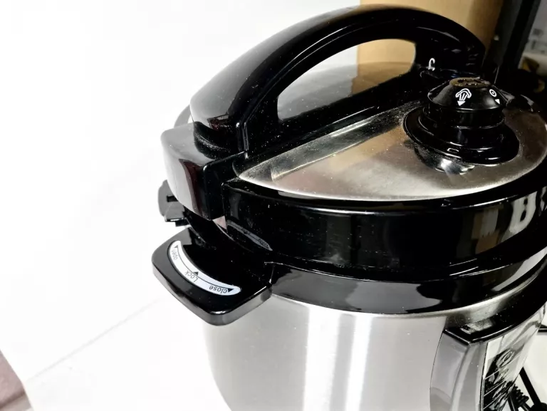 SZYBKOWA ELEKTRYCZNY KOMBIWAR POWER PRESSURE COOKER XL PPC770 5L