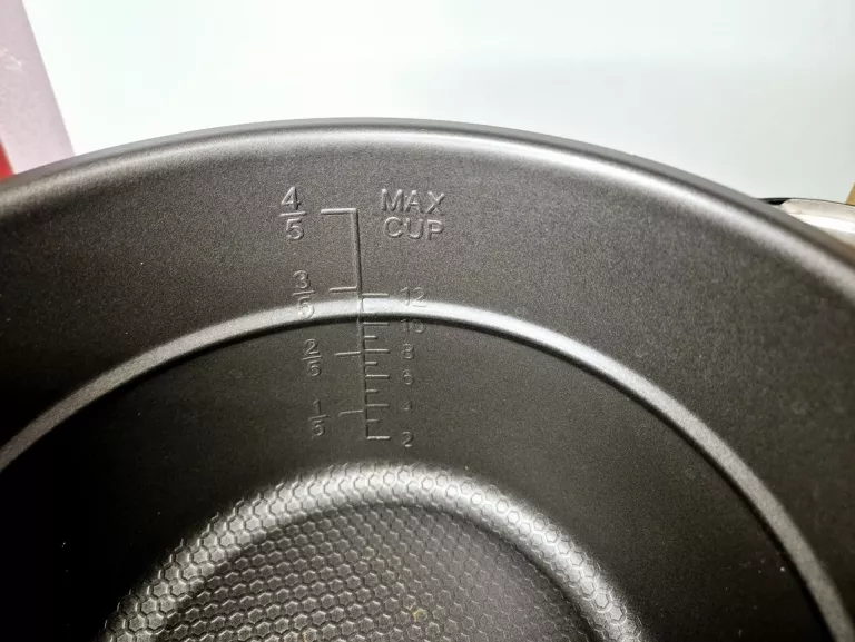 SZYBKOWA ELEKTRYCZNY KOMBIWAR POWER PRESSURE COOKER XL PPC770 5L