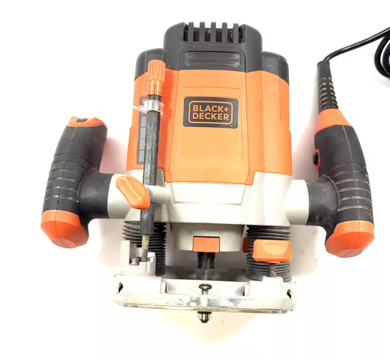 FREZARKA GÓRNOWRZECIONOWA BLACK&DECKER 1200 W