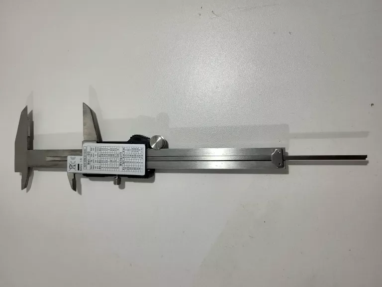 SUWMIARKA ELEKTRONICZNA DWUSZCZĘKOWA METALOWA STAINLESS HARDENED 150 MM