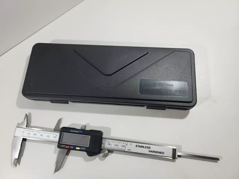 SUWMIARKA ELEKTRONICZNA DWUSZCZĘKOWA METALOWA STAINLESS HARDENED 150 MM