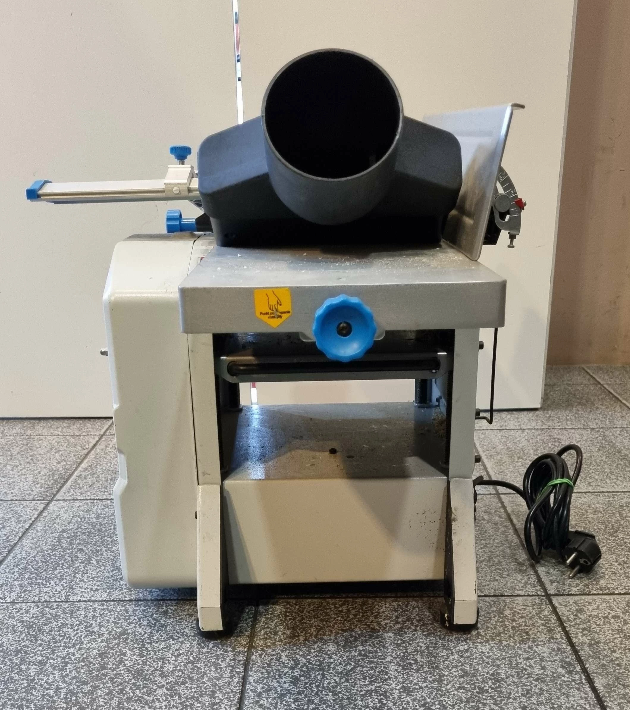 strugarko-grubosciowka-macallister-mpt1500-1500-w-marka-248811-971557