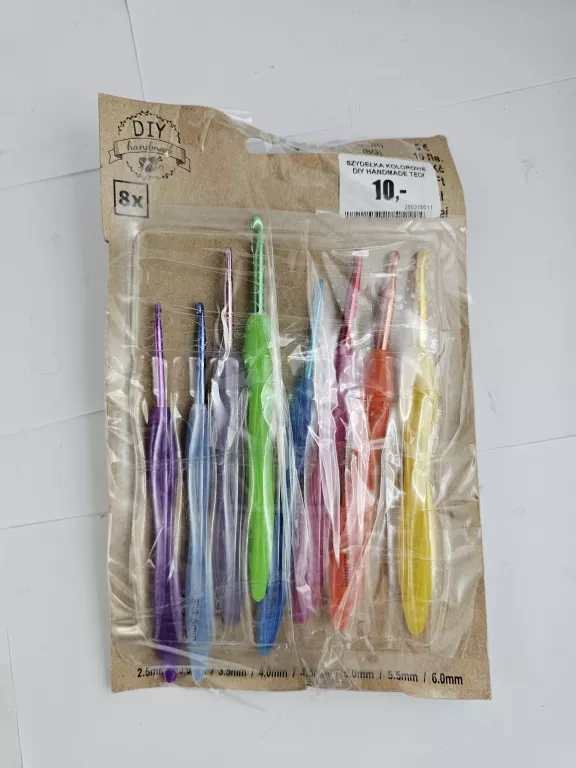 SZYDEŁKA KOLOROWE DIY HANDMADE TEDI