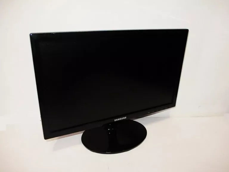 MONITOR PC - SAMSUNG S19C150 + KABLE