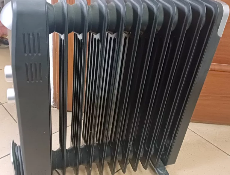 GRZEJNIK OLEJOWY EQUATION HD972-A11QFL 2900 W