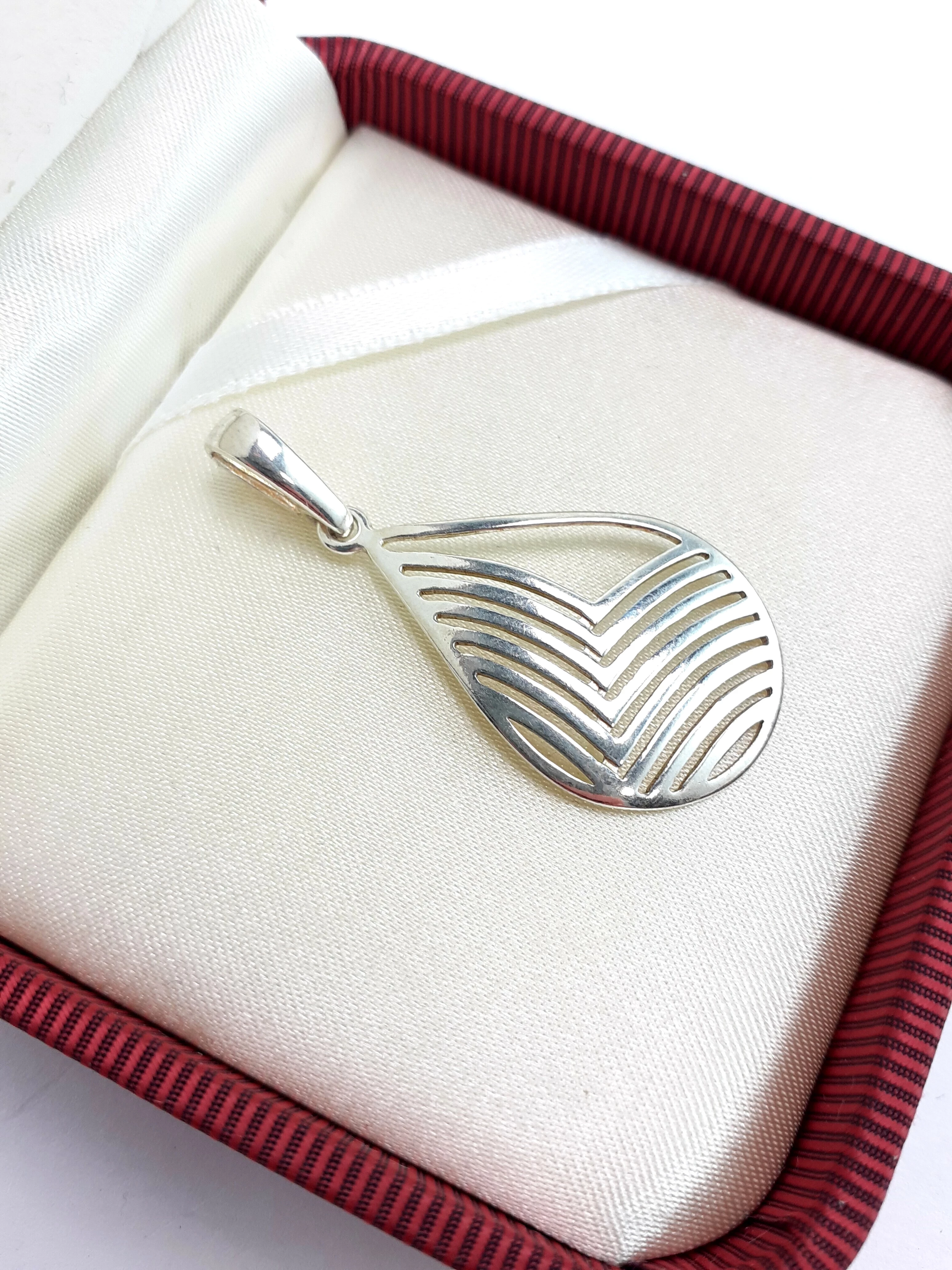 srebrna-zawieszka-233g-925-marka-226434-315782