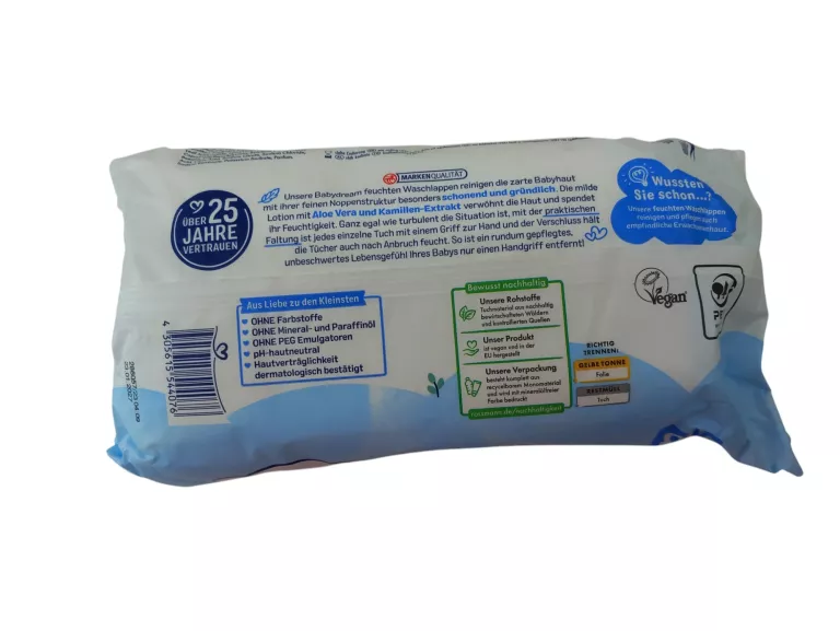BABYDREAM CHUSTECZKI NAWILŻANE 80 SZT Z RUMIANKIEM I ALOESEM