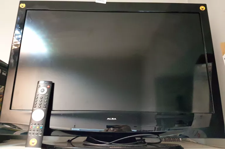 TELEWIZOR ALBA LCD32880HDF 32'' LCD HD Z PILOTEM