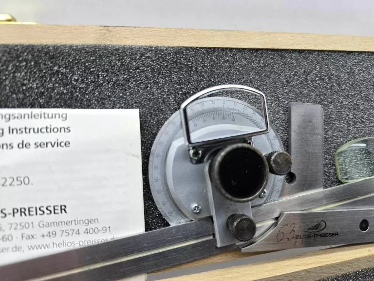 UNIWERSALNY KĄTOMIERZ Z LUPĄ 300MM HELIOS PREISSER