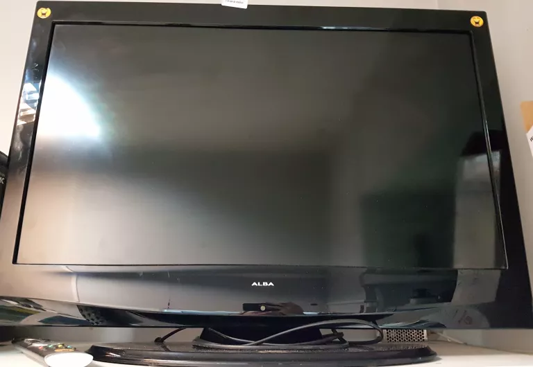 TELEWIZOR ALBA LCD32880HDF 32'' LCD HD Z PILOTEM