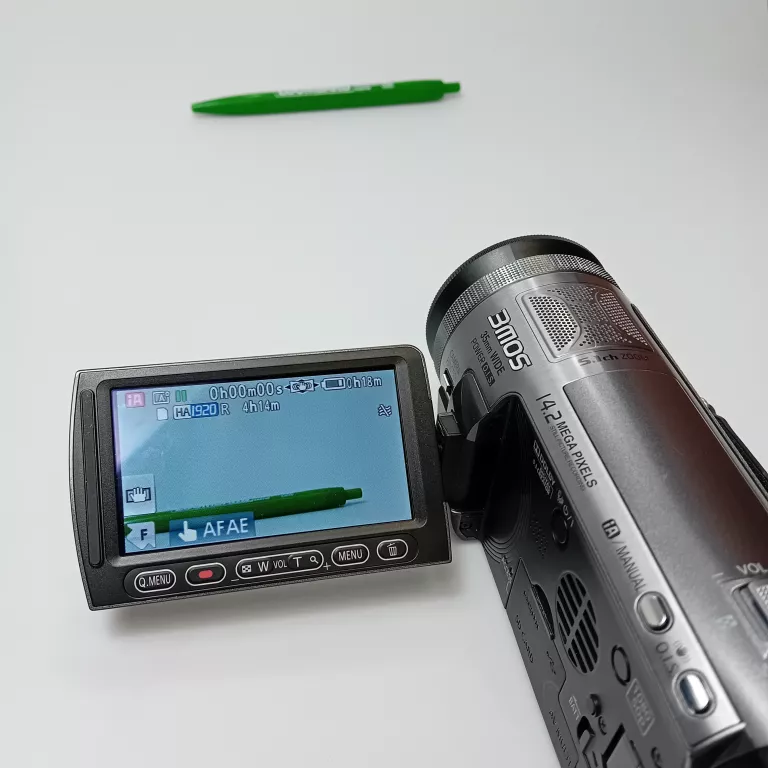 KAMERA CYFROWA PANASONIC HDC-SDT750 +2XOBIEKTYW 35 MMLEICA +VW-CLT1 3D